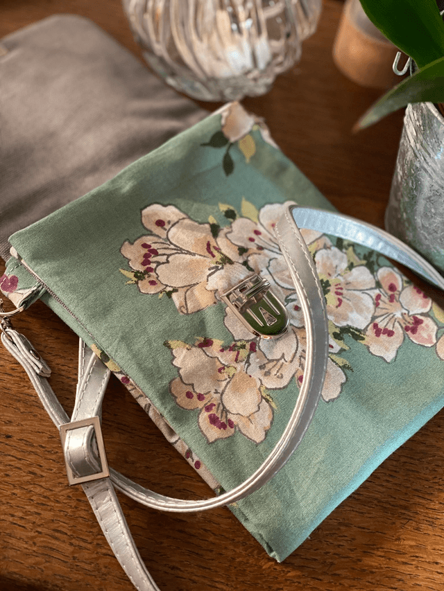 Pochette téléphone