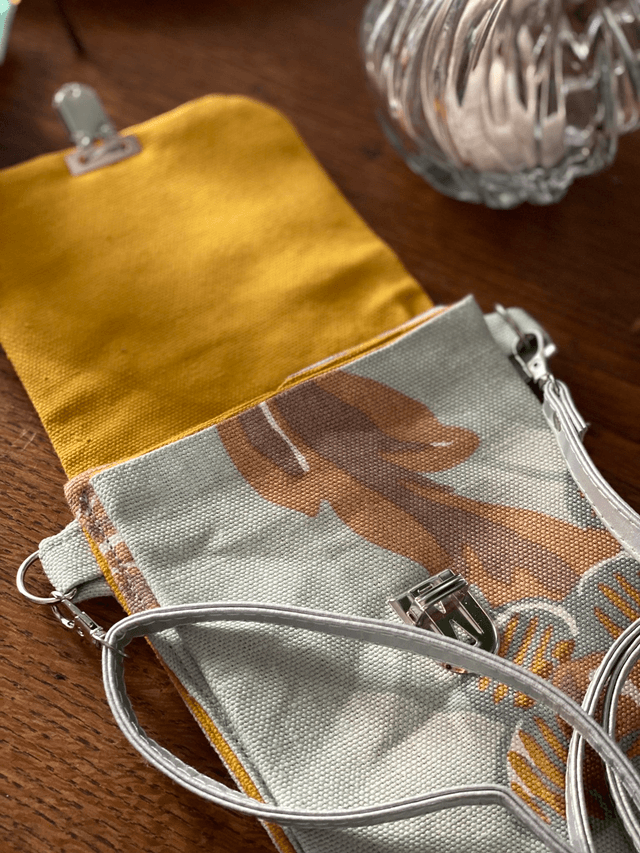 Pochette téléphone